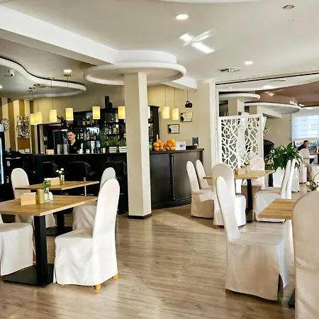 Otel Ossowski 3*