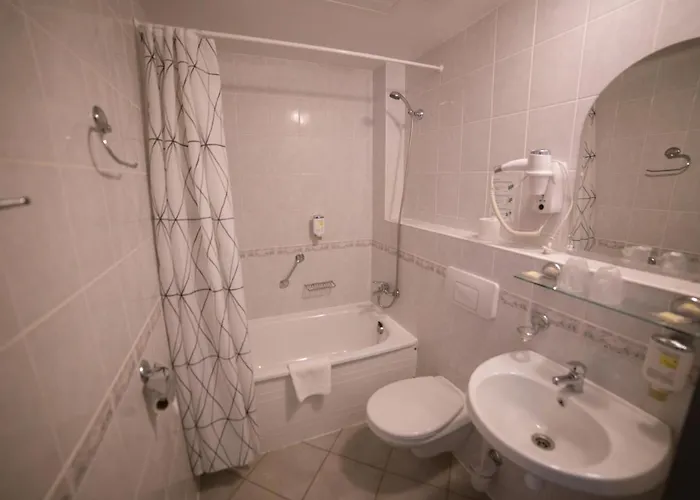 Hotel Ossowski Swarzedz